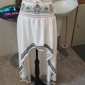 💙💙💙Hi/Low skirt can be worn as a swim cover over